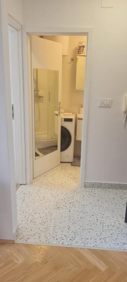 Elena - Studio Apartman Ичичи Экстерьер фото